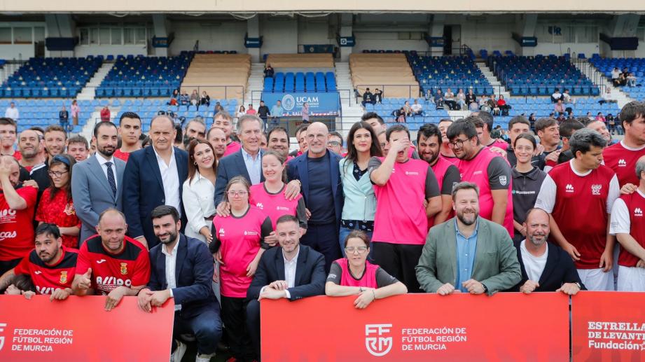 Estrella de Levante Foundation 1